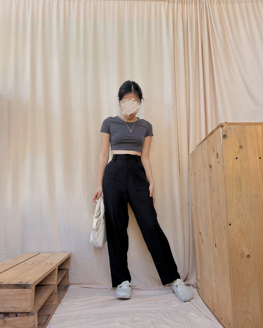 Black flowy straight cut trousers  X7 (28-29)