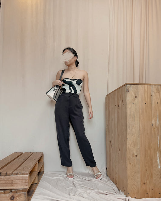 black ankle length flowy trousers B17 (fits 26-30)