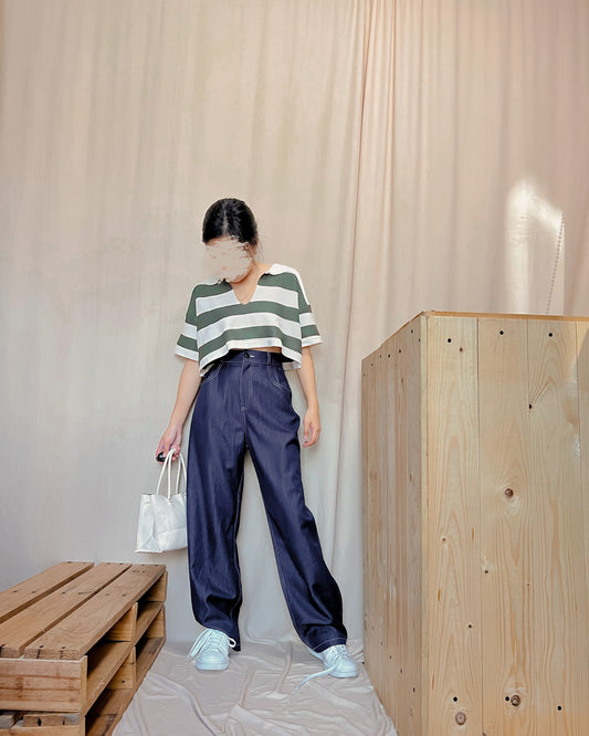 Dark washed soft denim contrast stitch  pants m13