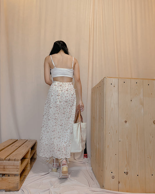 54. maxi skirt with rose prints A1