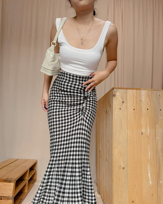 black and white gingham mermaid cut maxi skirt B8