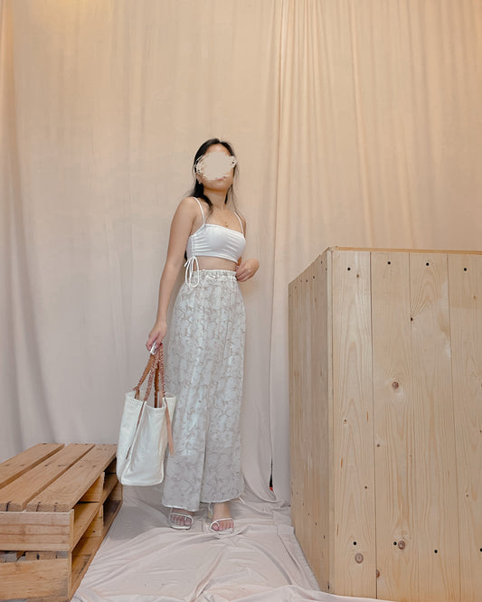 49. white flowy cullotes A8