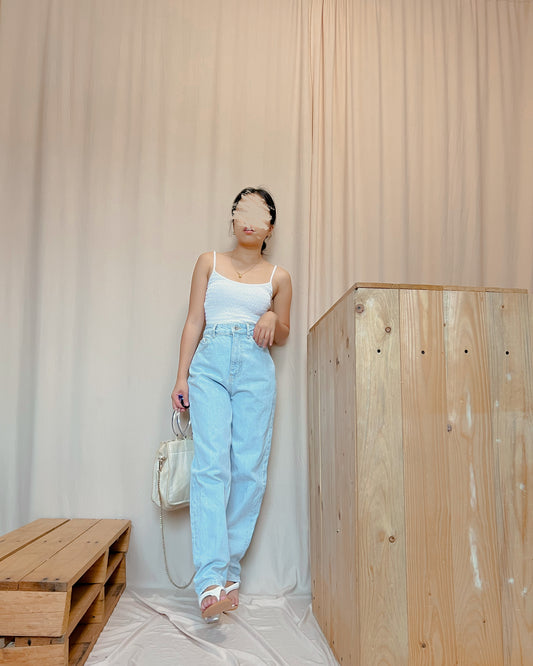 Zara light washed denim mom jeans Q38