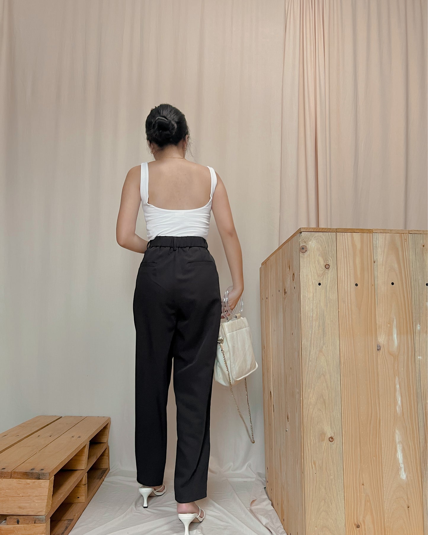 Black ankle length trousers x4