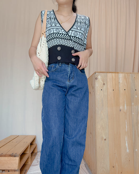 black and white printed knitted top