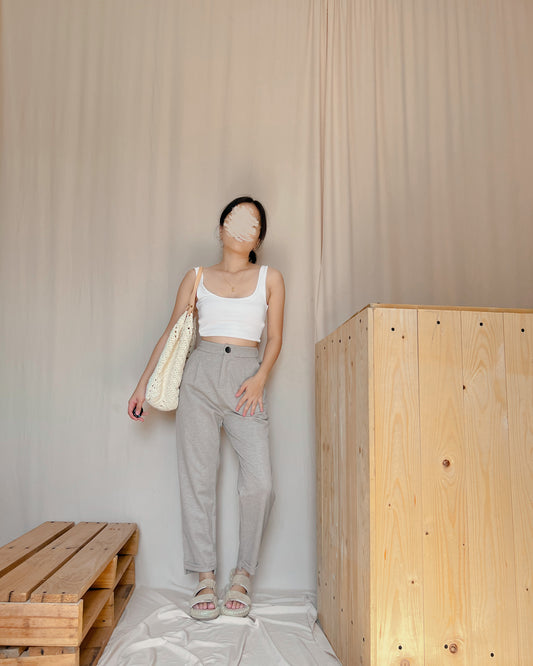 Grayish brown ankle length knitted pants d3
