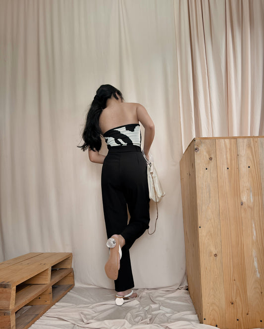 black high quality ankle length trousers B15