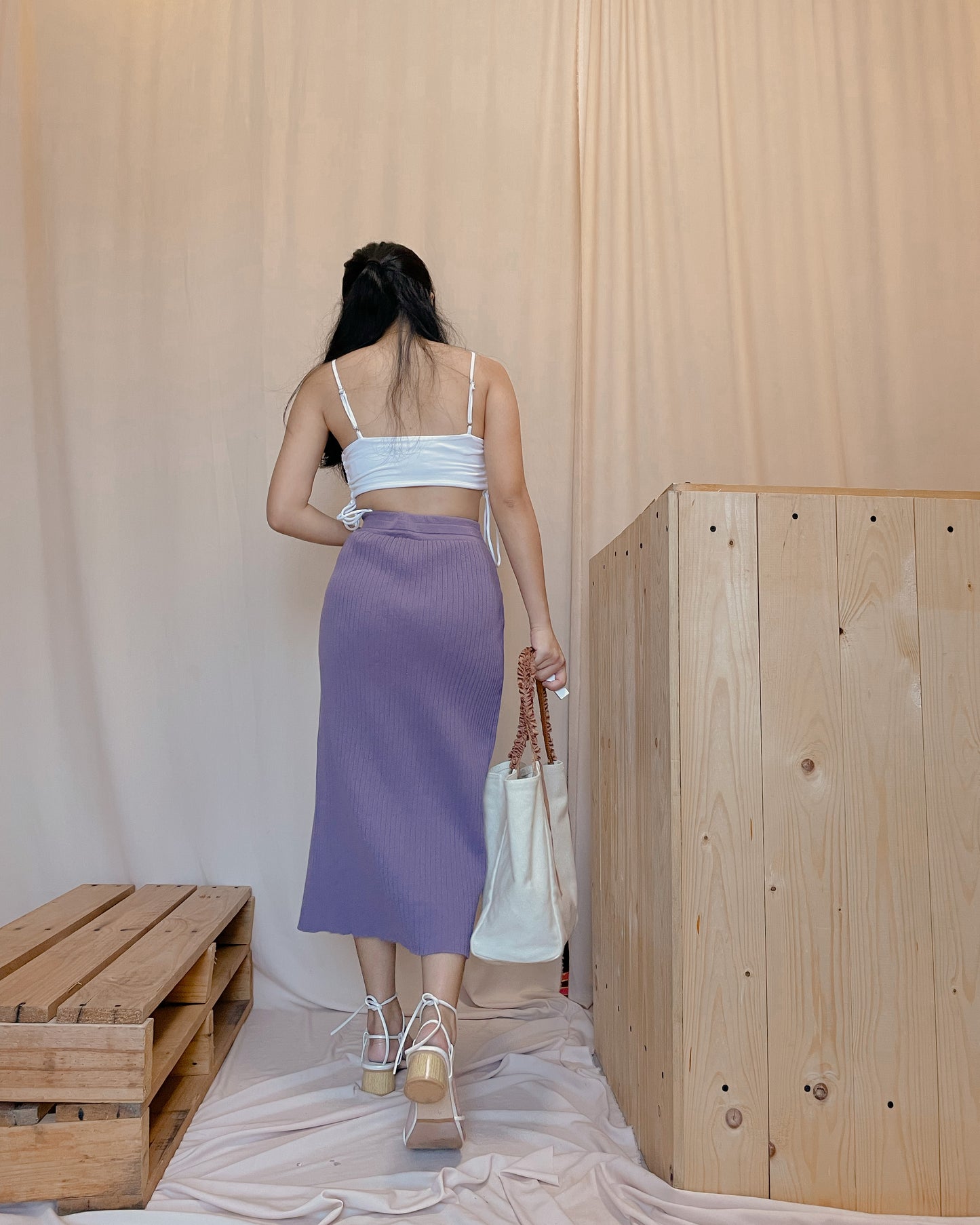 31. violet ribbed knit midi skirt with front tie A23