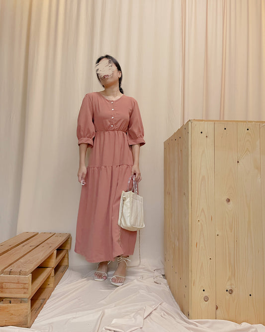 Maxi dress with back tie